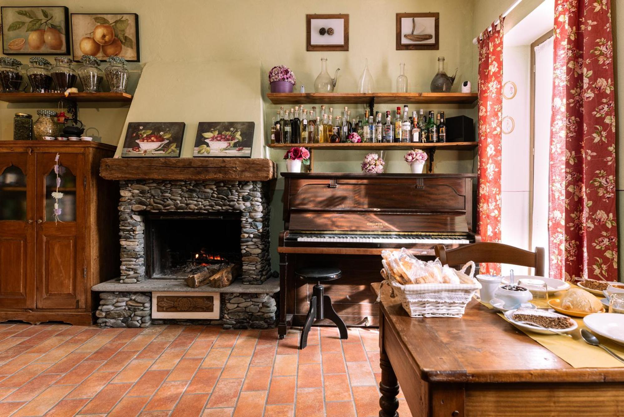 Bed and Breakfast La Curandera Роста Экстерьер фото